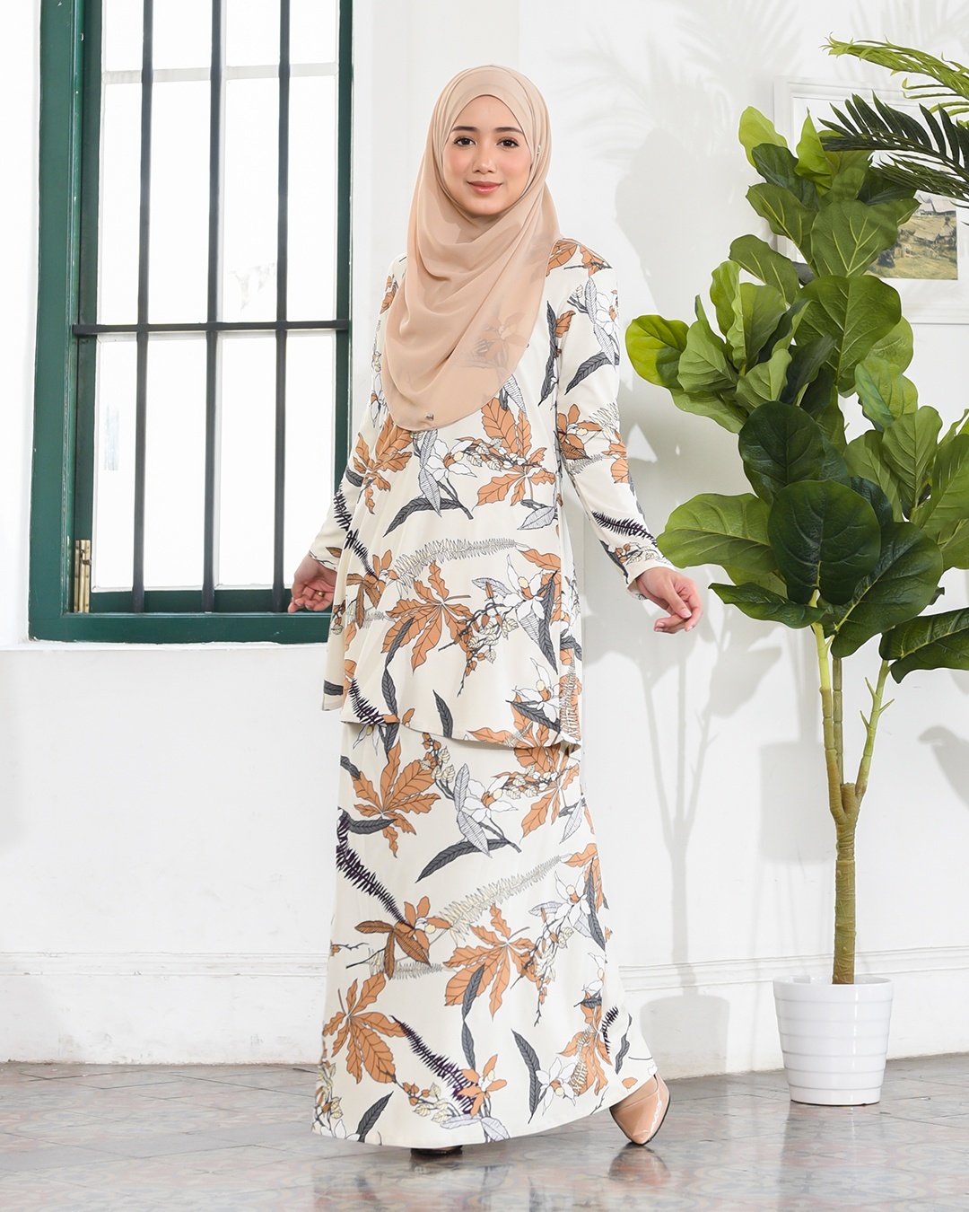 Kurung Lara – Cream Brown