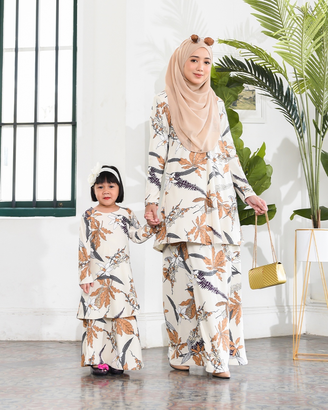 Kurung Lara Kids – Cream Brown