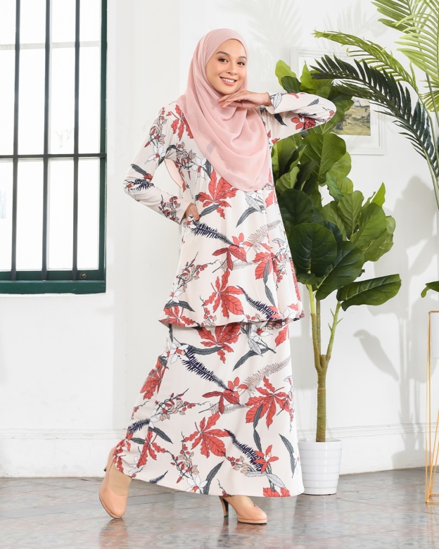 Kurung Lara – Cream Coral