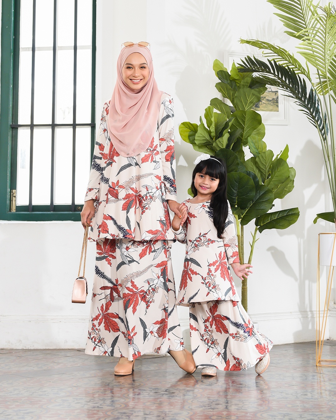 Kurung Lara Kids – Cream Coral
