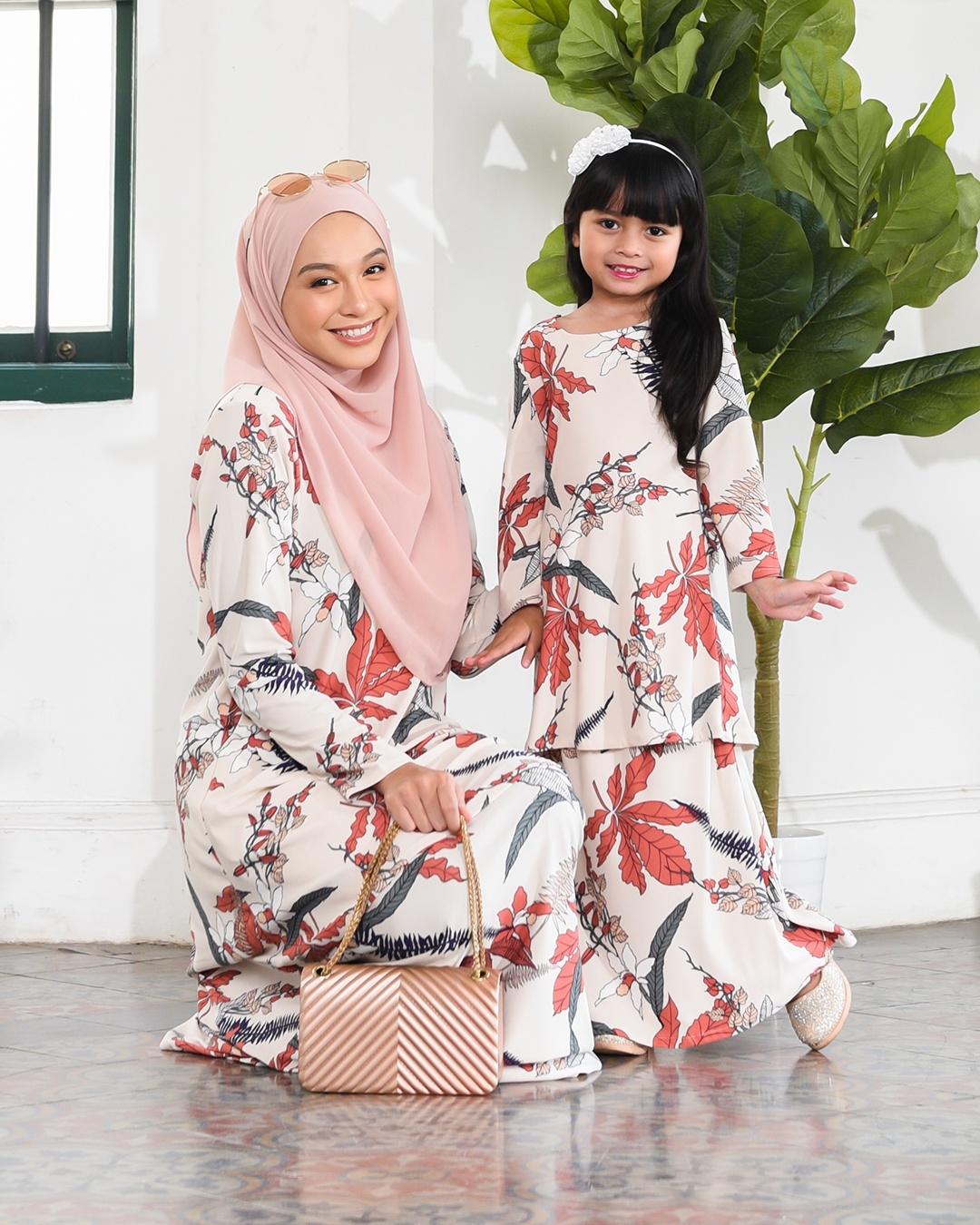 Kurung Lara Kids – Cream Coral