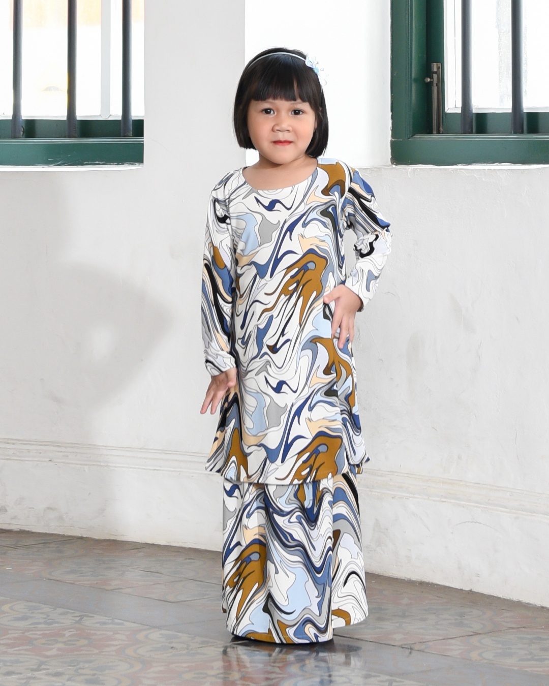 Kurung Lara Kids – Marble Blue
