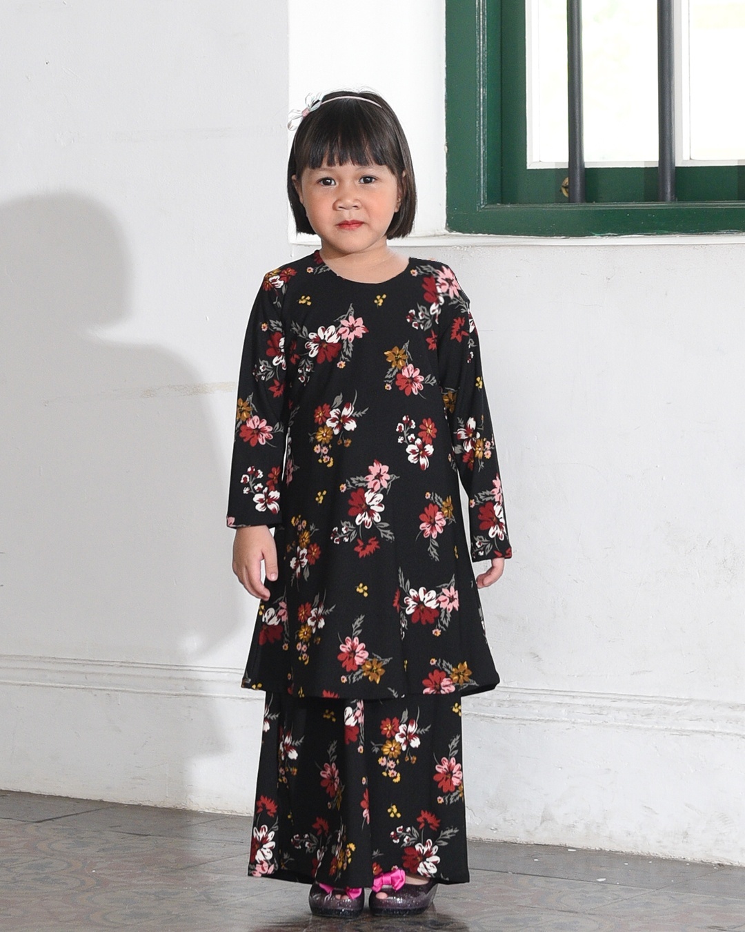 Kurung Lara Kids – Primerose Black