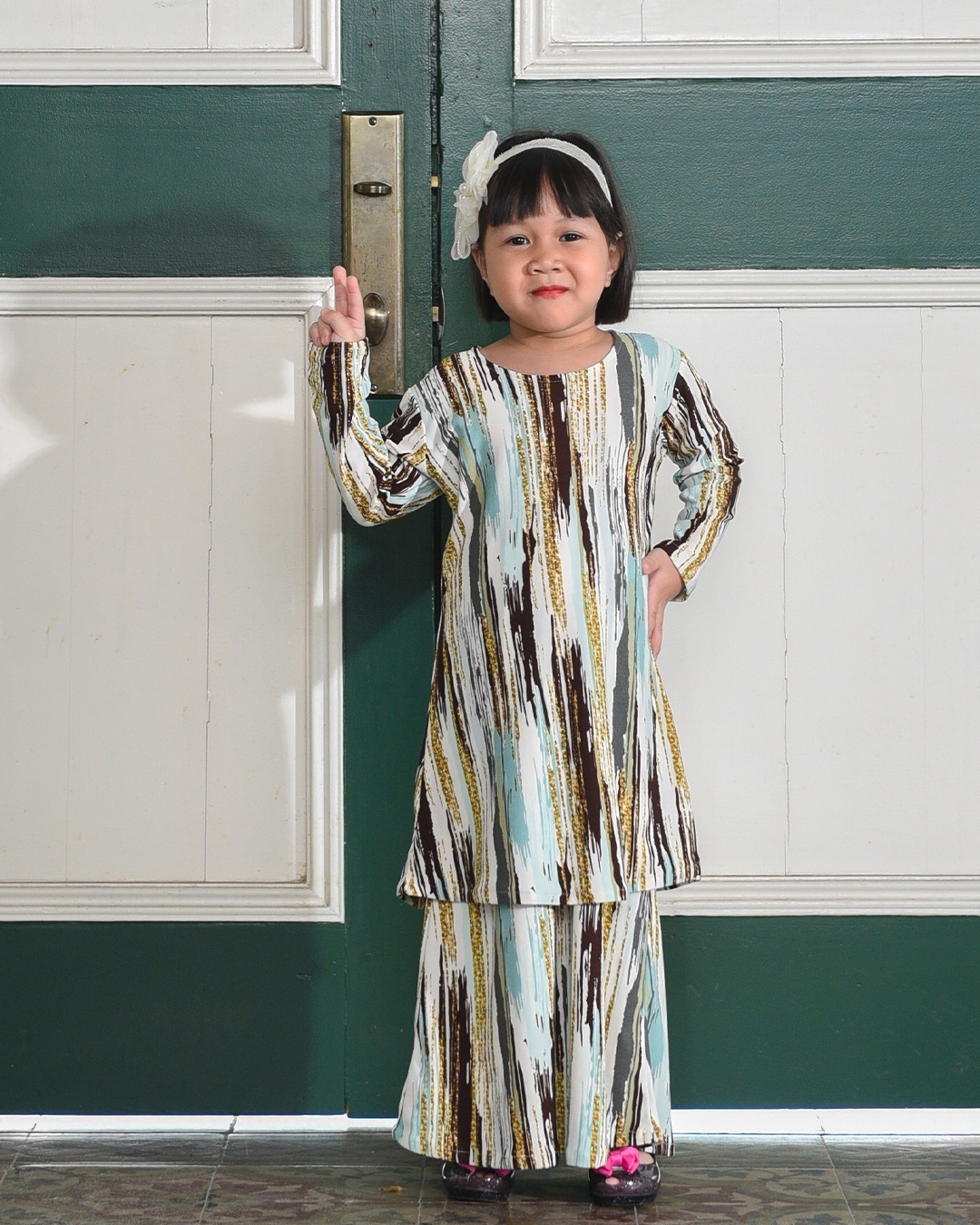 Kurung Lara Kids – Sparkling Mint