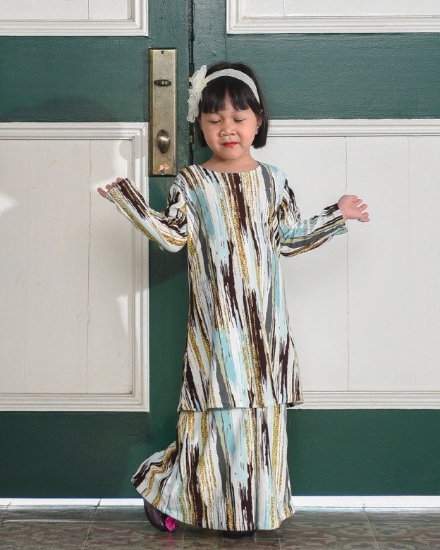 Kurung Lara Kids – Sparkling Mint