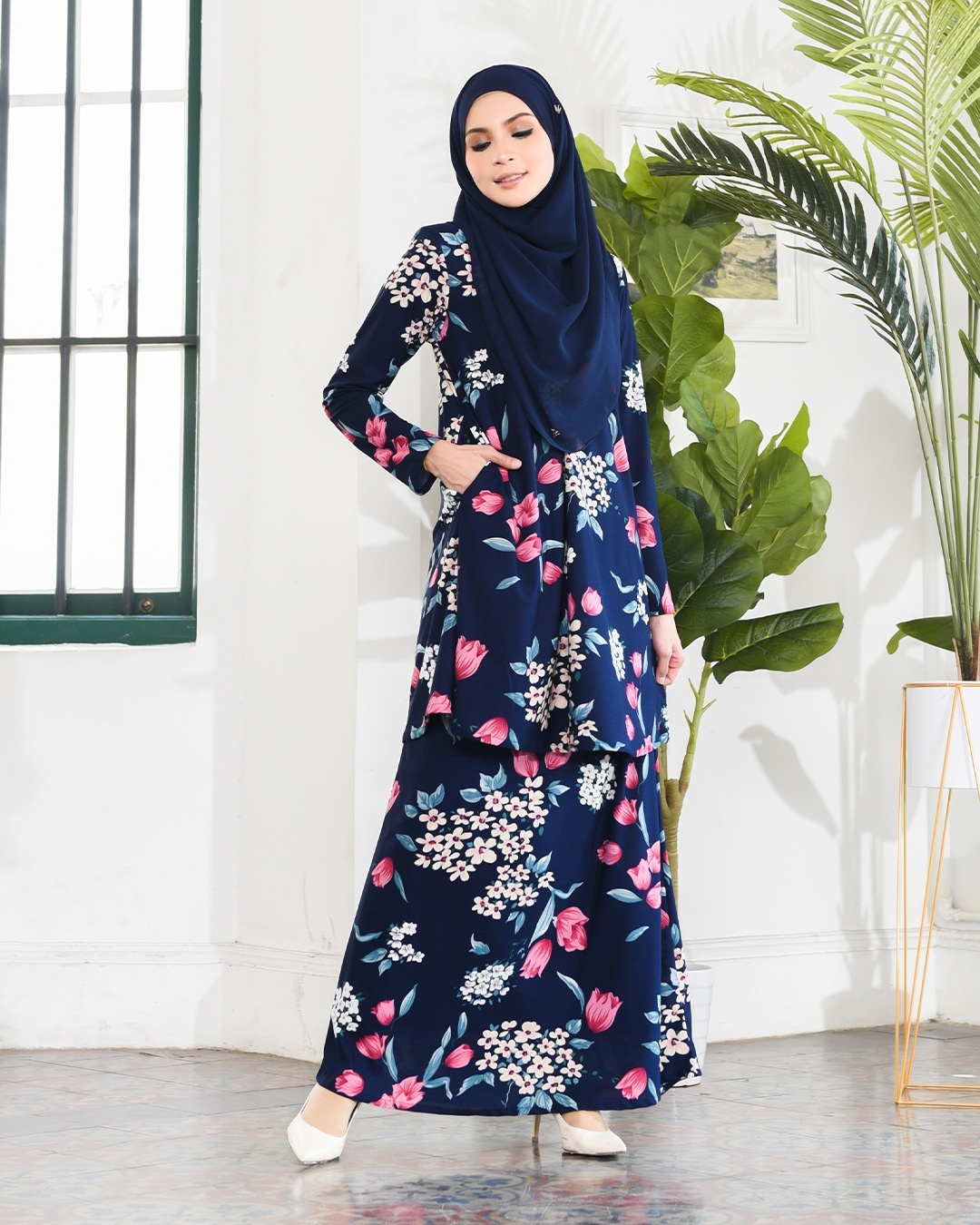 Kurung Lara - Midnight Blue
