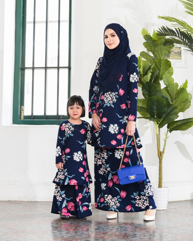 Kurung Lara - Midnight Blue