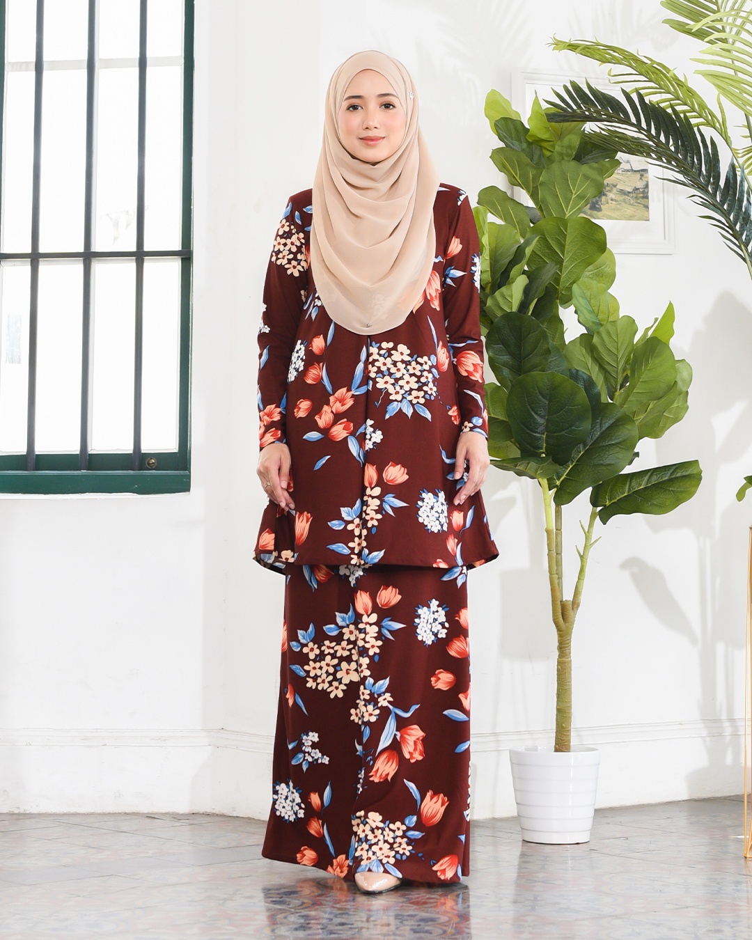 Kurung Lara – Penny Brown