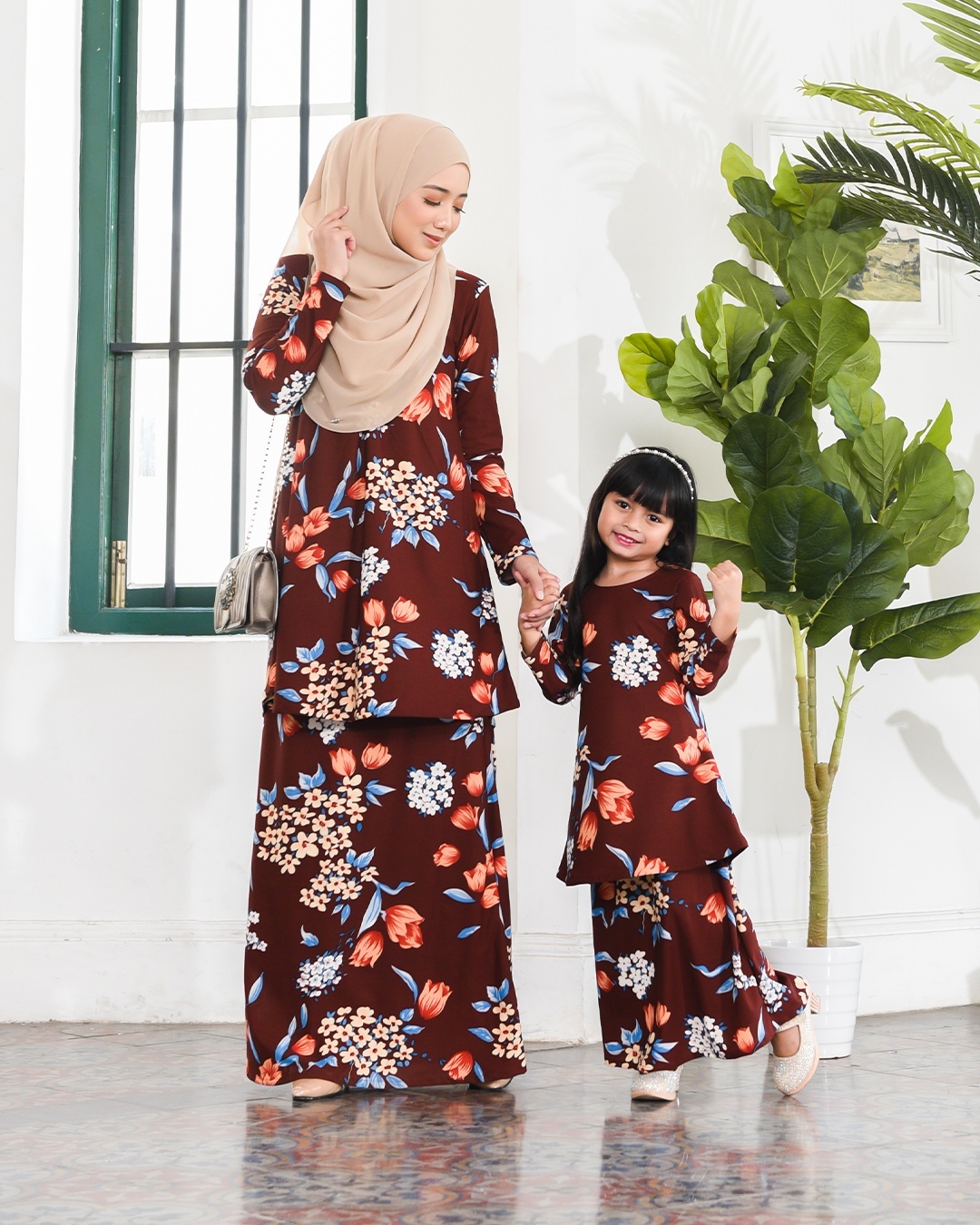 Kurung Lara – Penny Brown