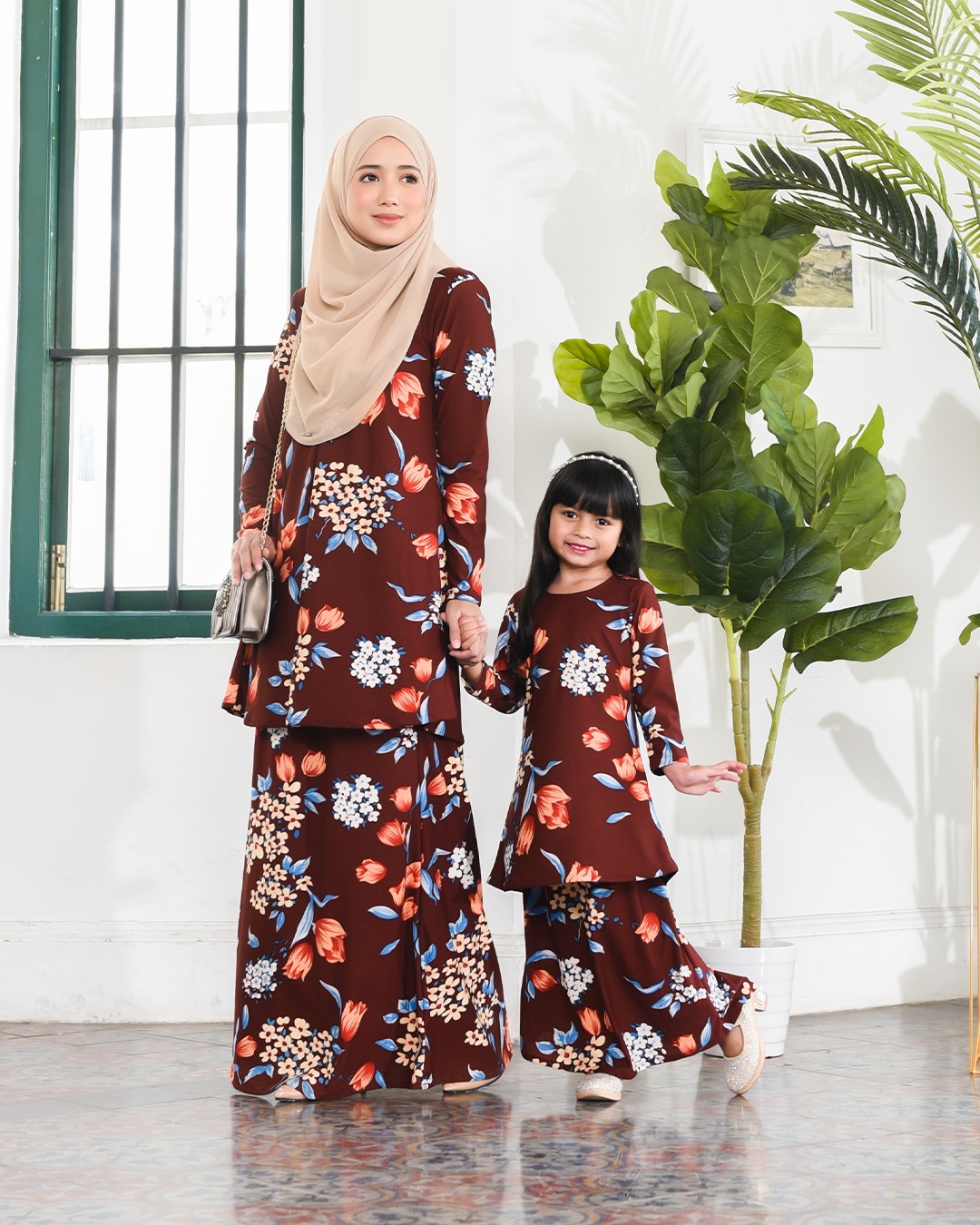 Kurung Lara – Penny Brown