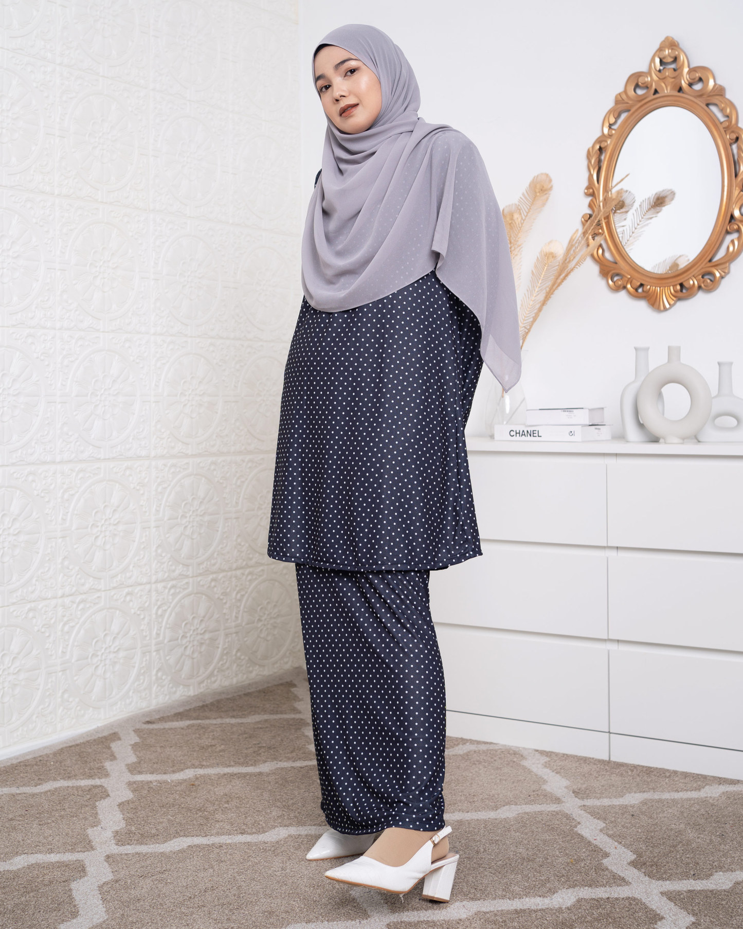 Baju Kurung Lara 2.0 - Polka Black