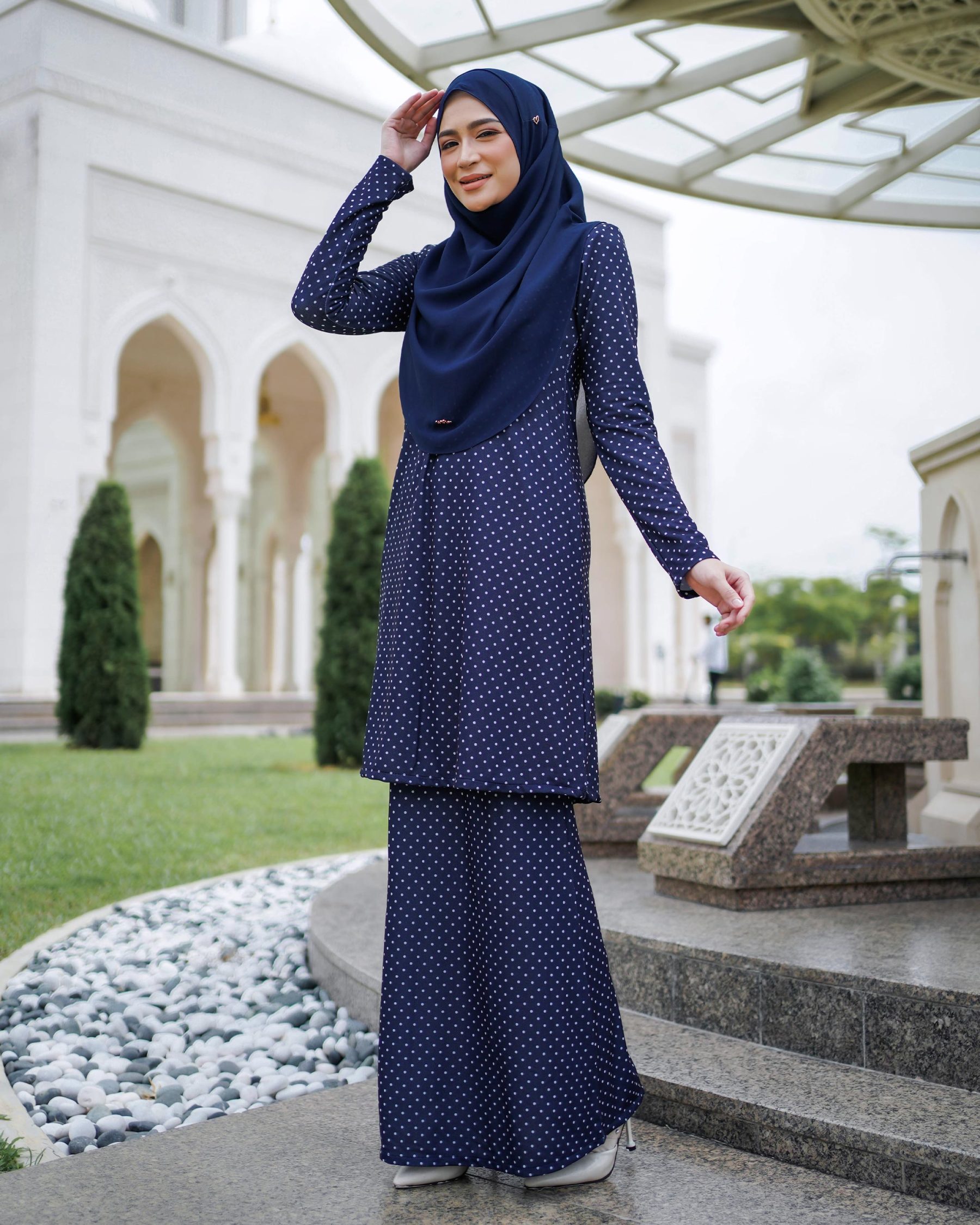 Baju Kurung Lara 2.0 - Polka Blue