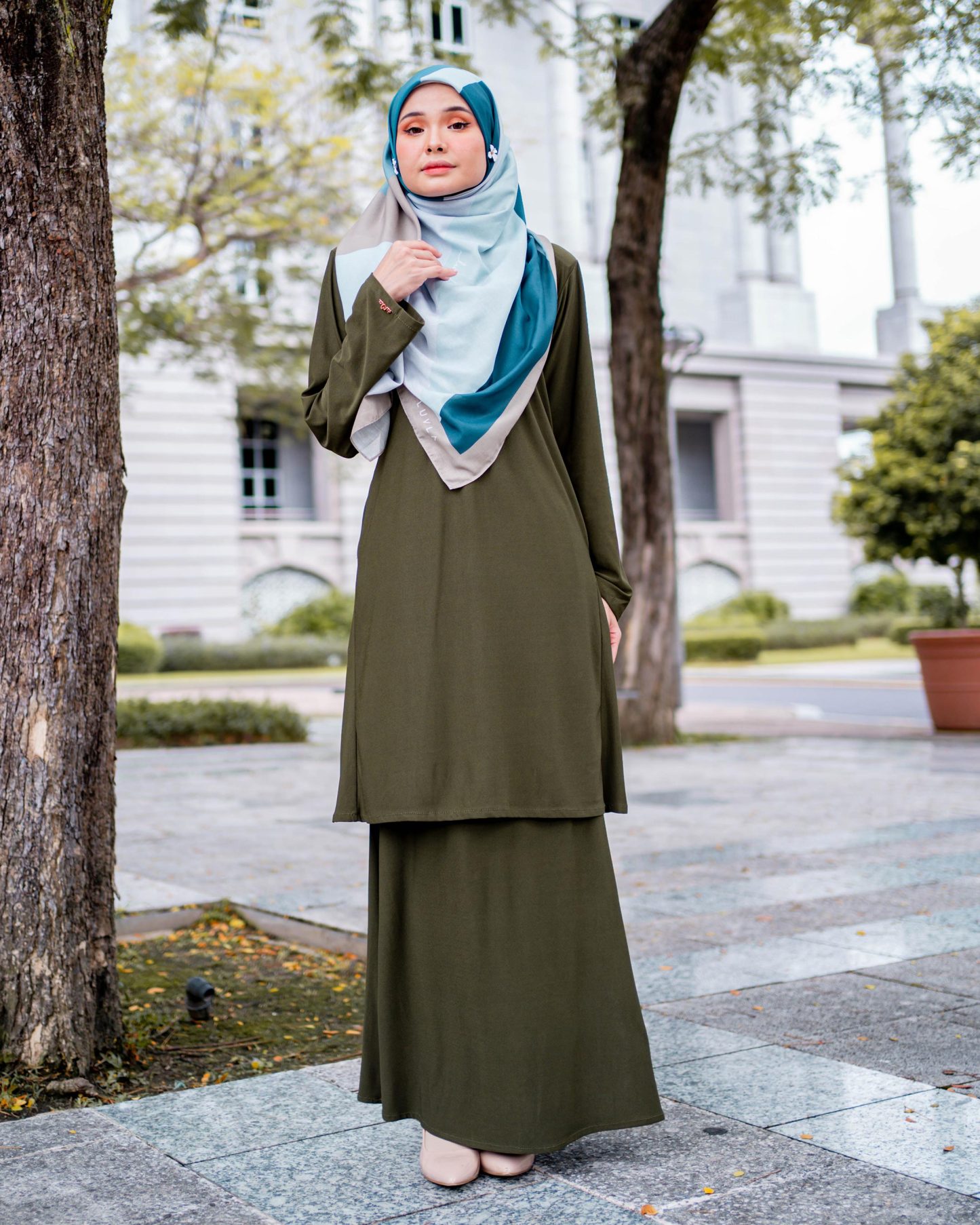 Baju Kurung Pahang Laura Plain 4.0 - Olive Green