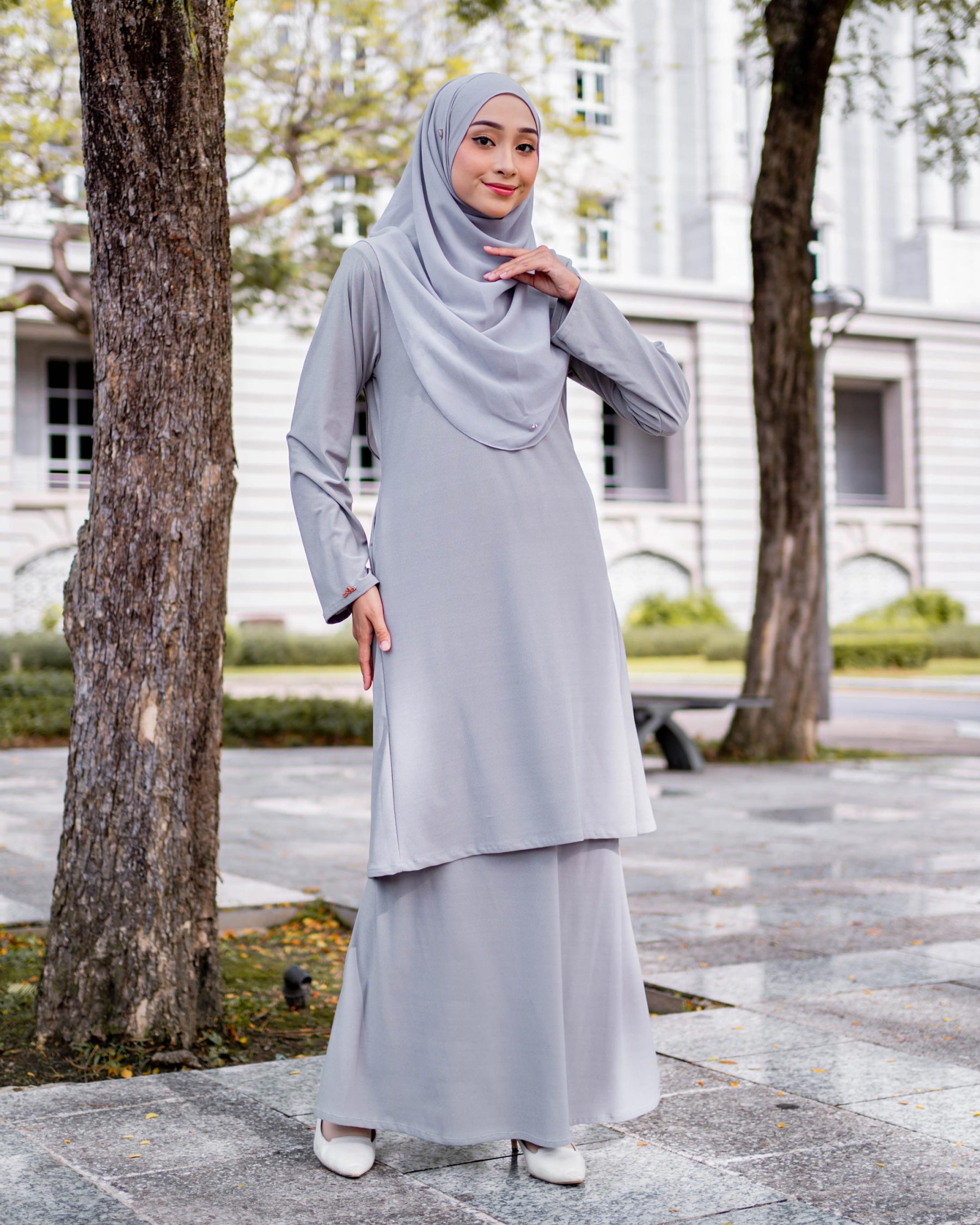 Baju Kurung Pahang Laura Plain 4.0 - Silver Grey