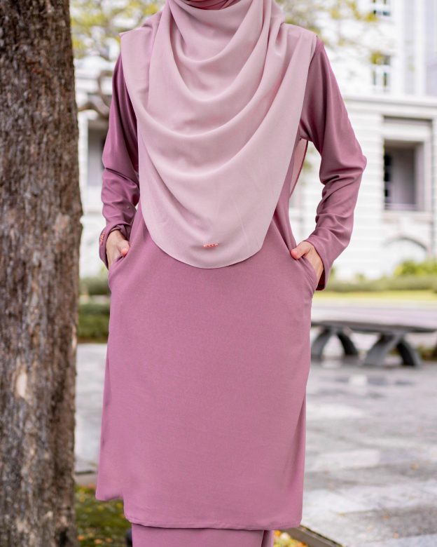 Baju Kurung Pahang Laura Plain 4.0 - Taffy Pink