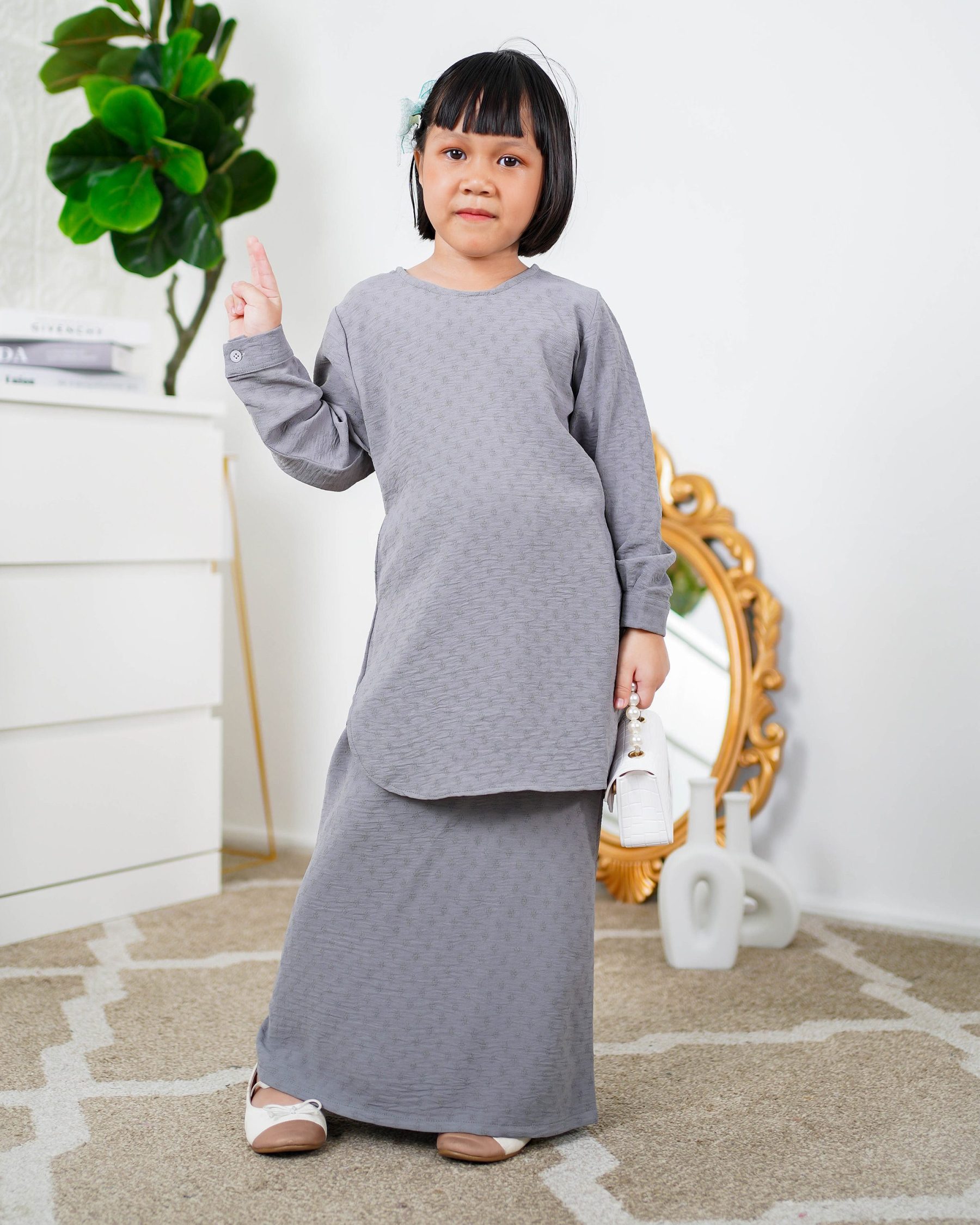 Baju Kurung Lisna Kids Laluna X MCC - Pewter Grey