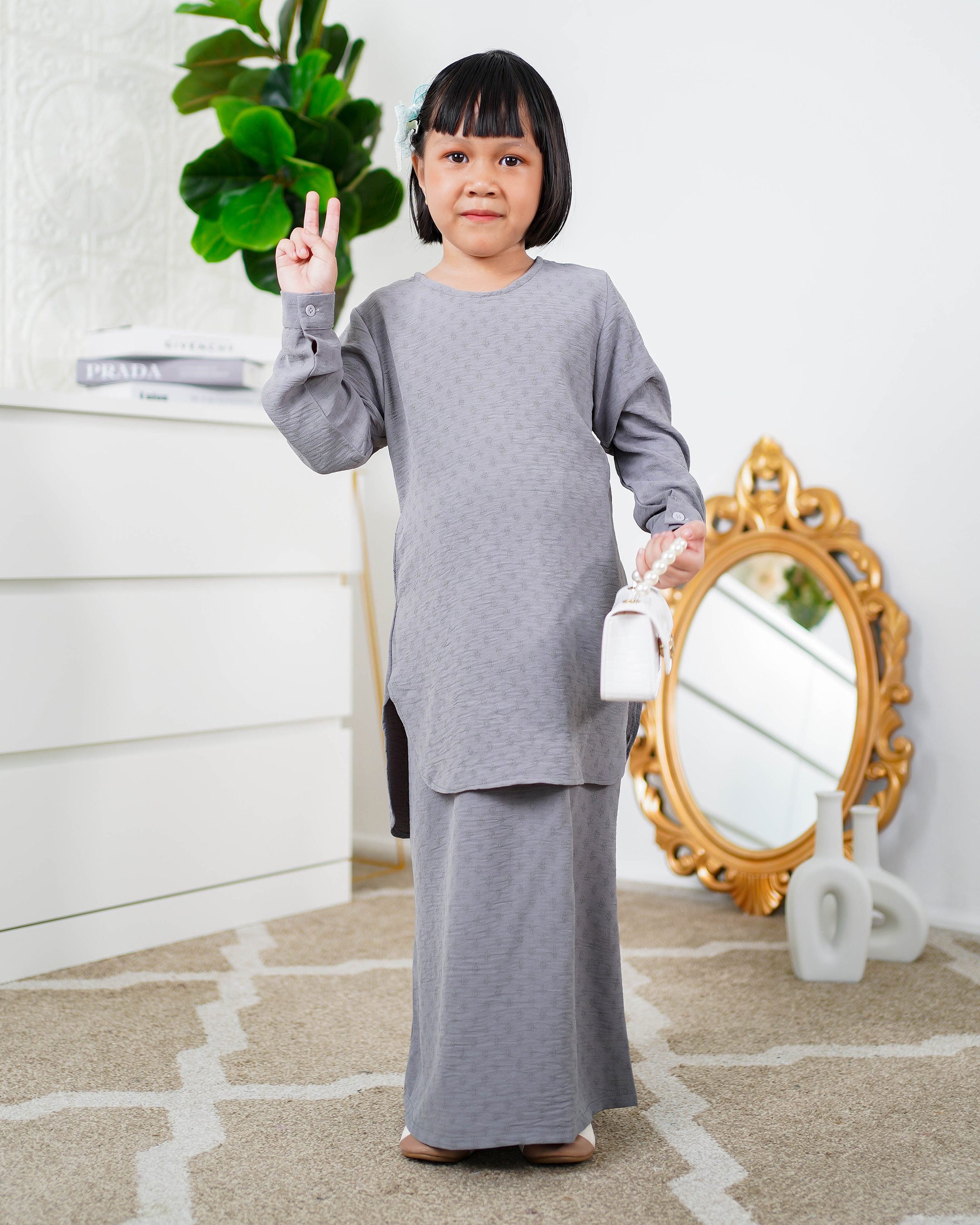Baju Kurung Lisna Kids Laluna X MCC - Pewter Grey