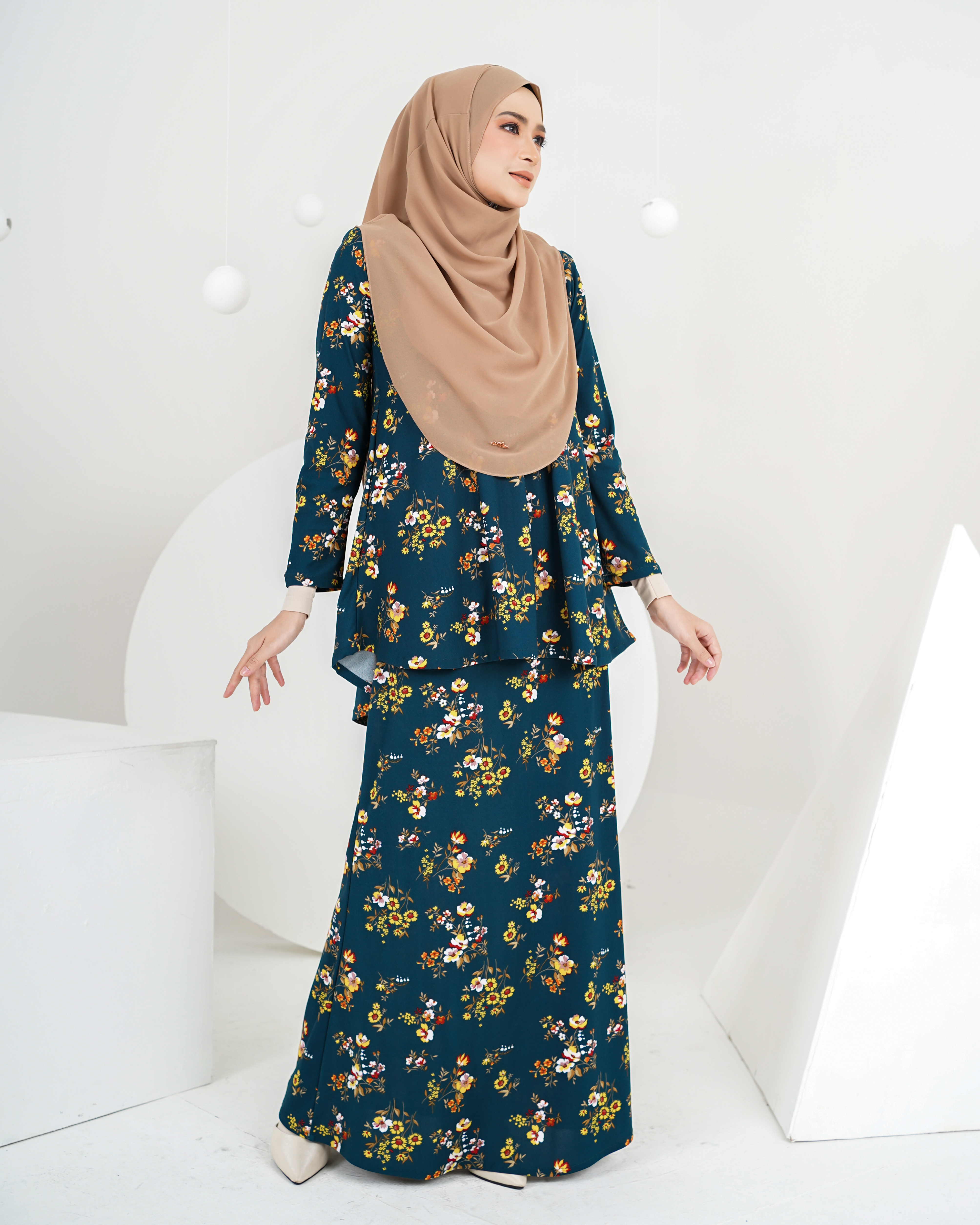 Baju Kurung Lola Printed 2.0 - Dianthus Pine