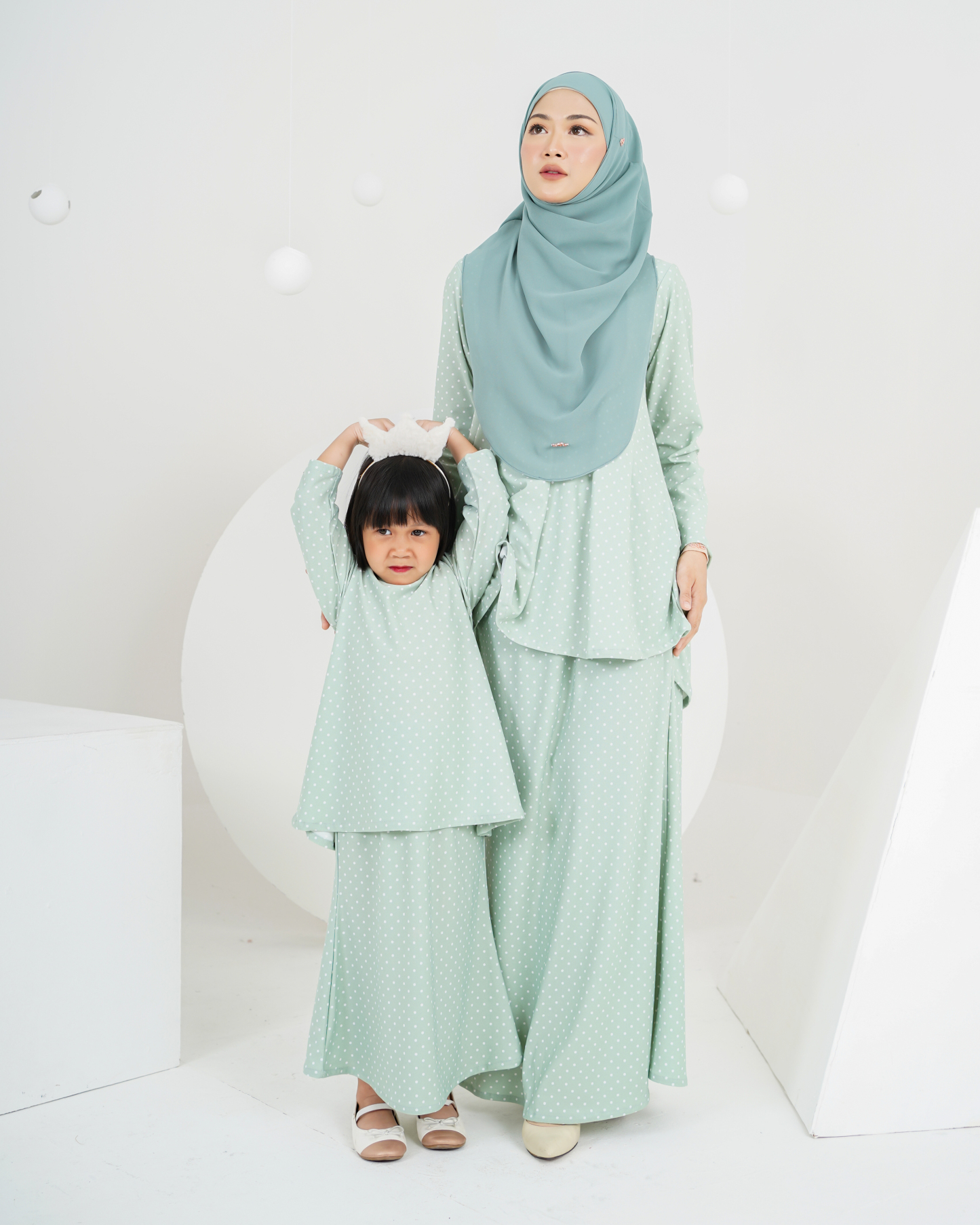 Baju Kurung Lola Printed Kids 2.0 - Polka Minty