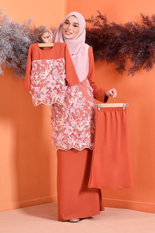 Baju Kurung Lace 3D Lorraine Kids - Terracotta