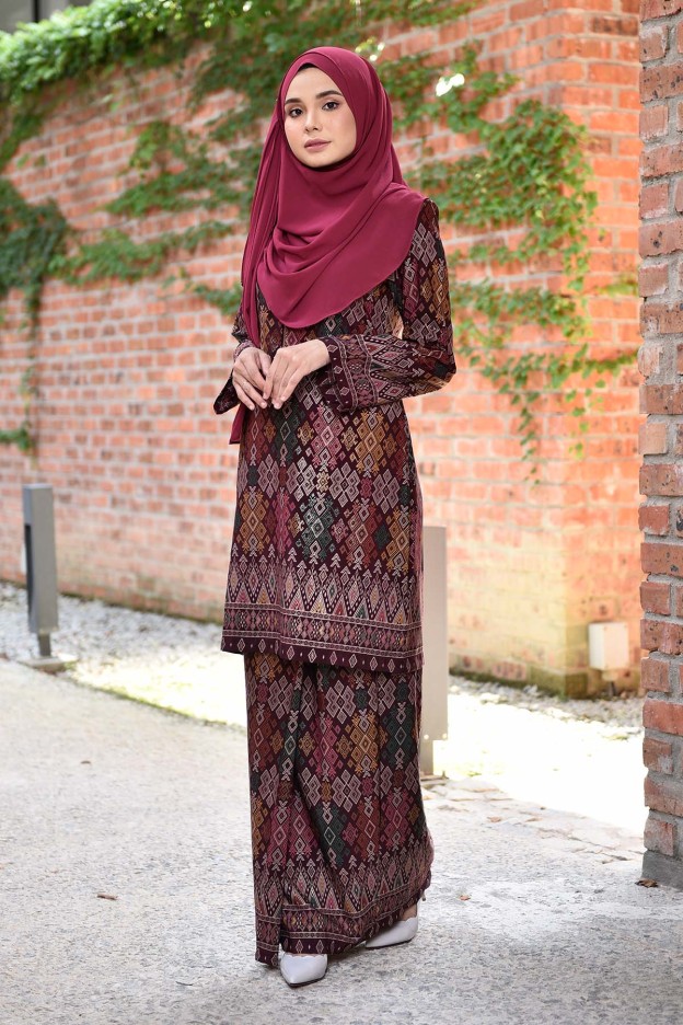 Baju Kurung Songket Luella - Deep Maroon