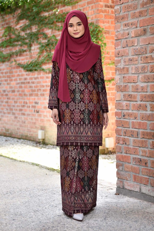 Baju Kurung Songket Luella - Deep Maroon