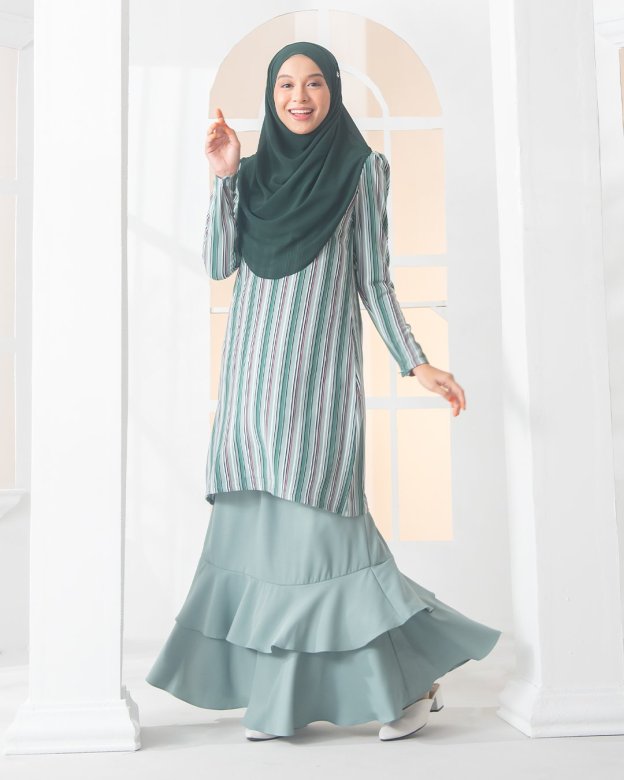 Baju Kurung Moden Puffy Luna Laluna X MCC – Bud Green