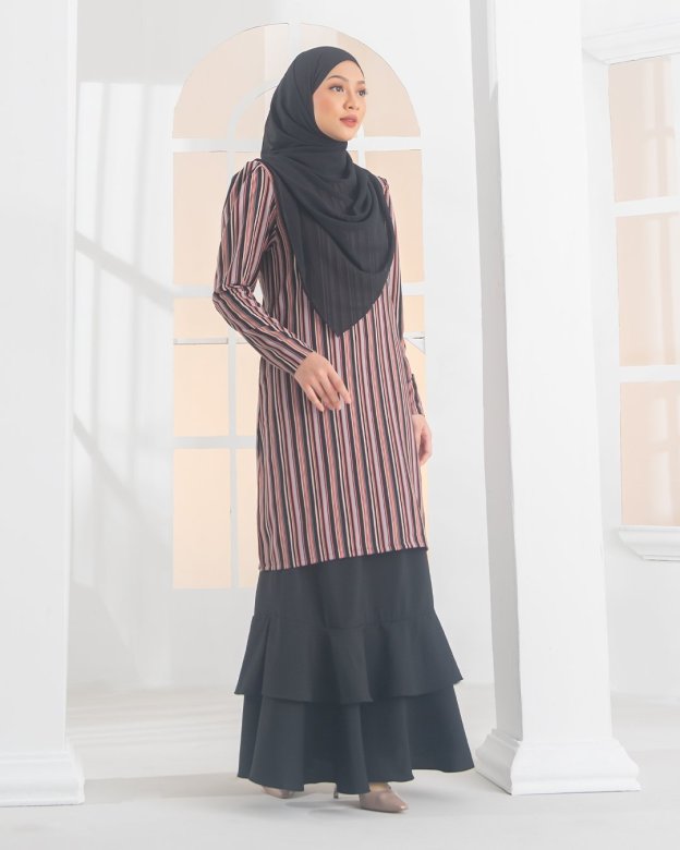 Baju Kurung Moden Puffy Luna Laluna X MCC – Classic Black