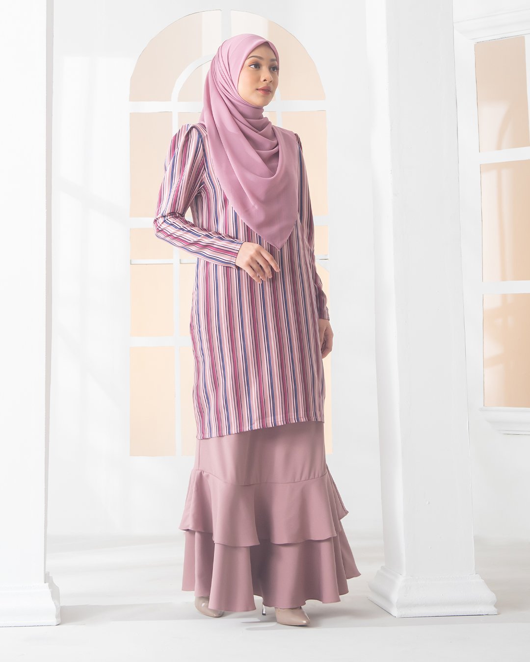 Baju Kurung Moden Puffy Luna Laluna X MCC – Dusty Pink
