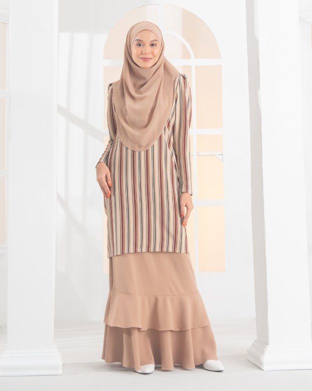 Baju Kurung Moden Puffy Luna Laluna X MCC – Sandy Nude