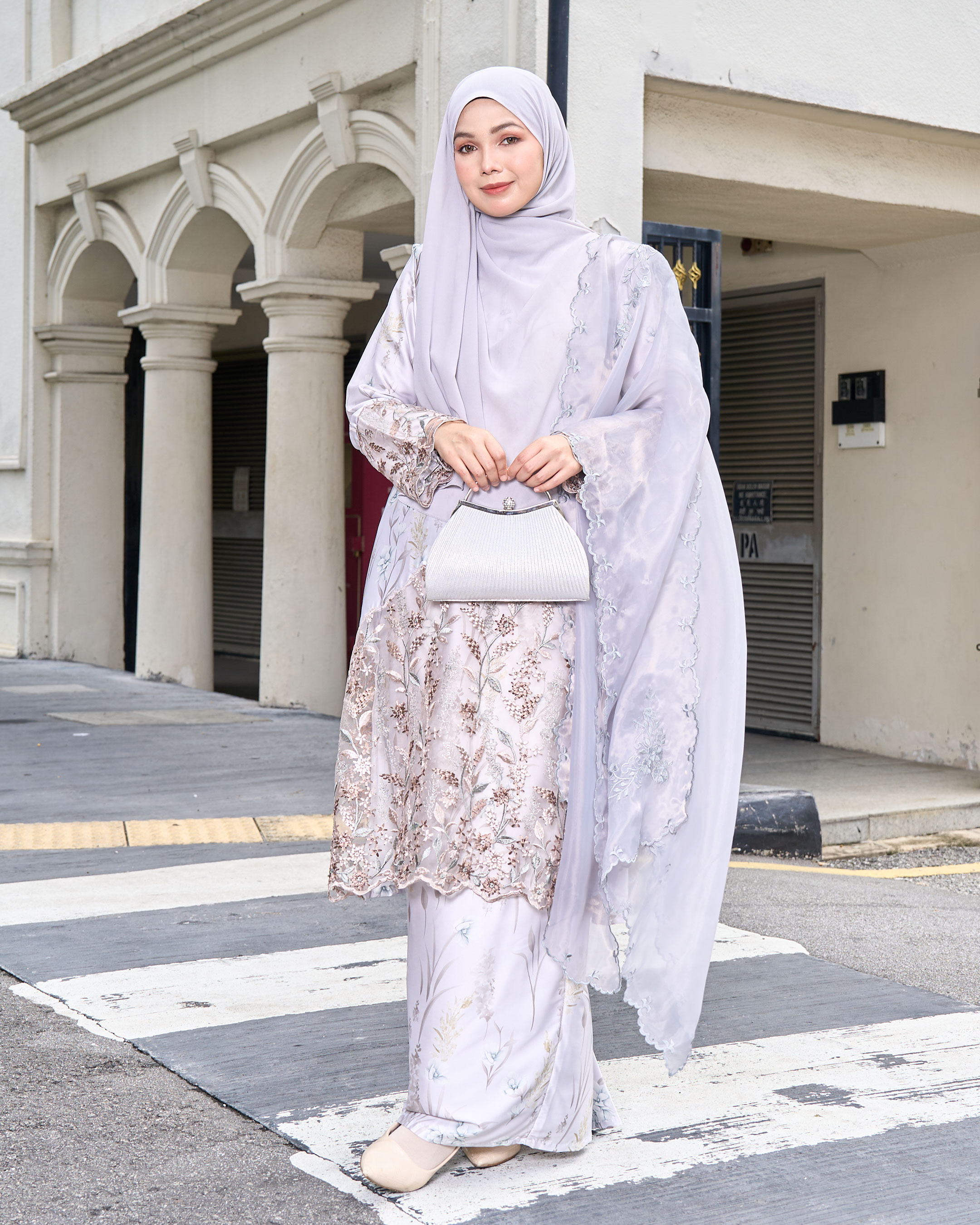 Baju Kurung Moden Sulam Lace Maryam - Yuna