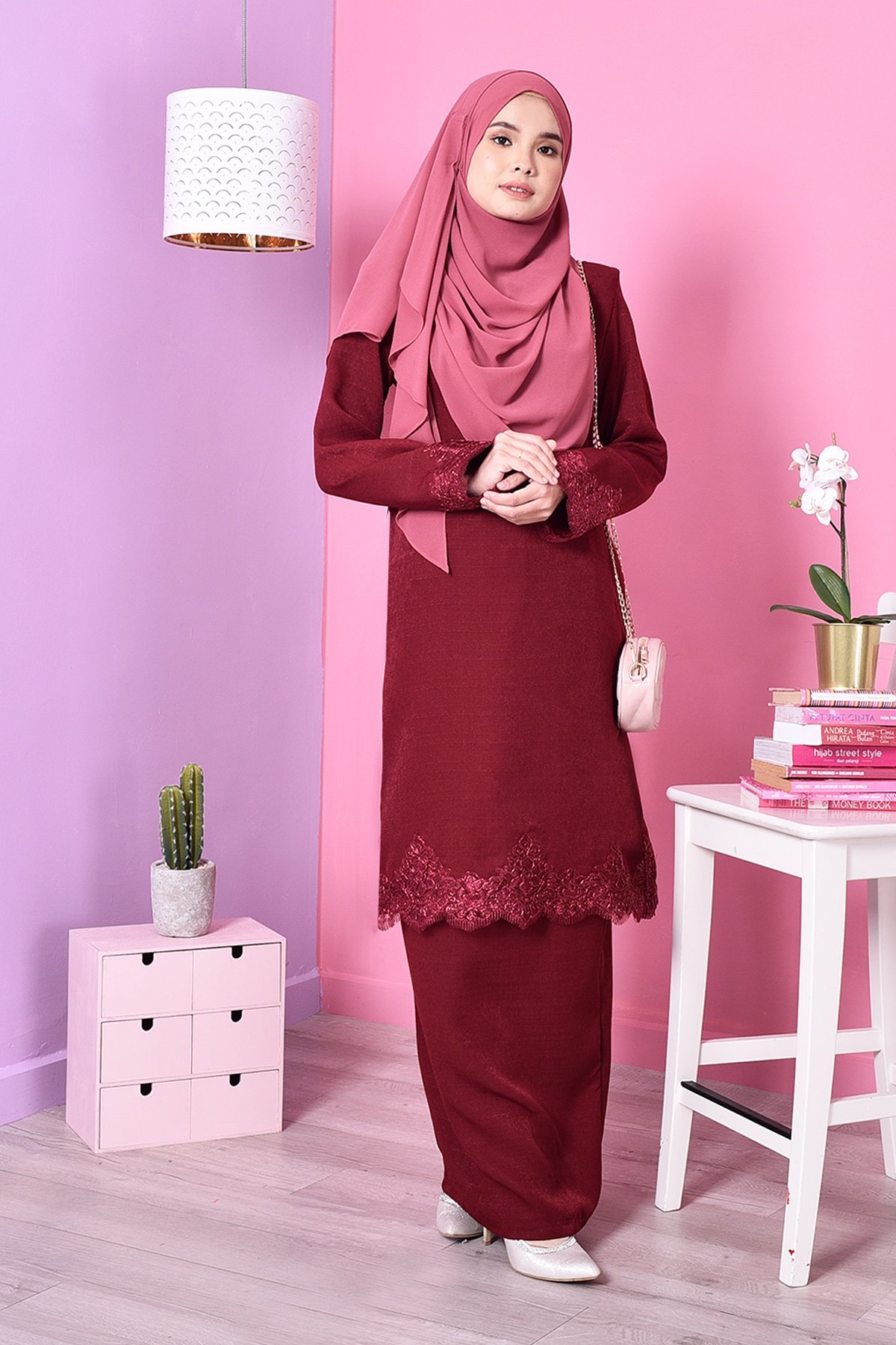 Baju Kurung Lace Mazola - Ruby Maroon