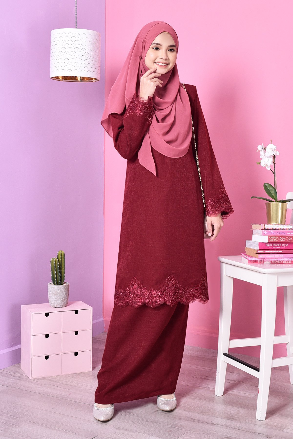 Baju Kurung Lace Mazola - Ruby Maroon