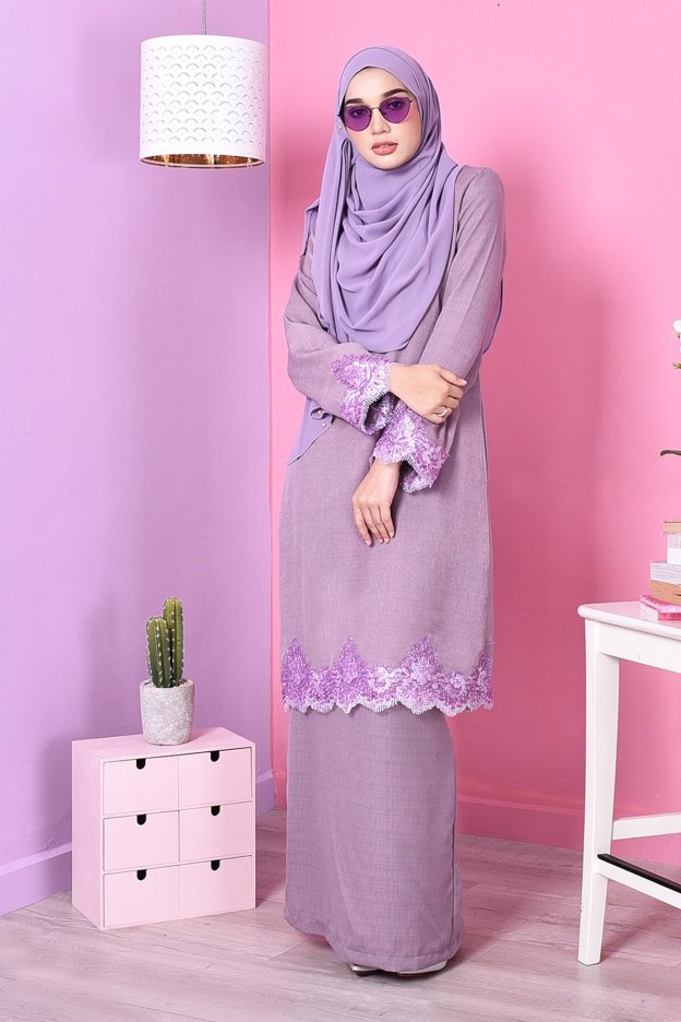 Baju Kurung Lace Mazola - Sugus Purple