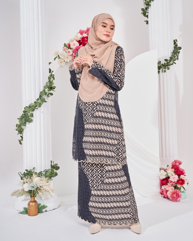Baju Kurung Moden Batik Puteri Lana Laluna X MCC - Black Shadow