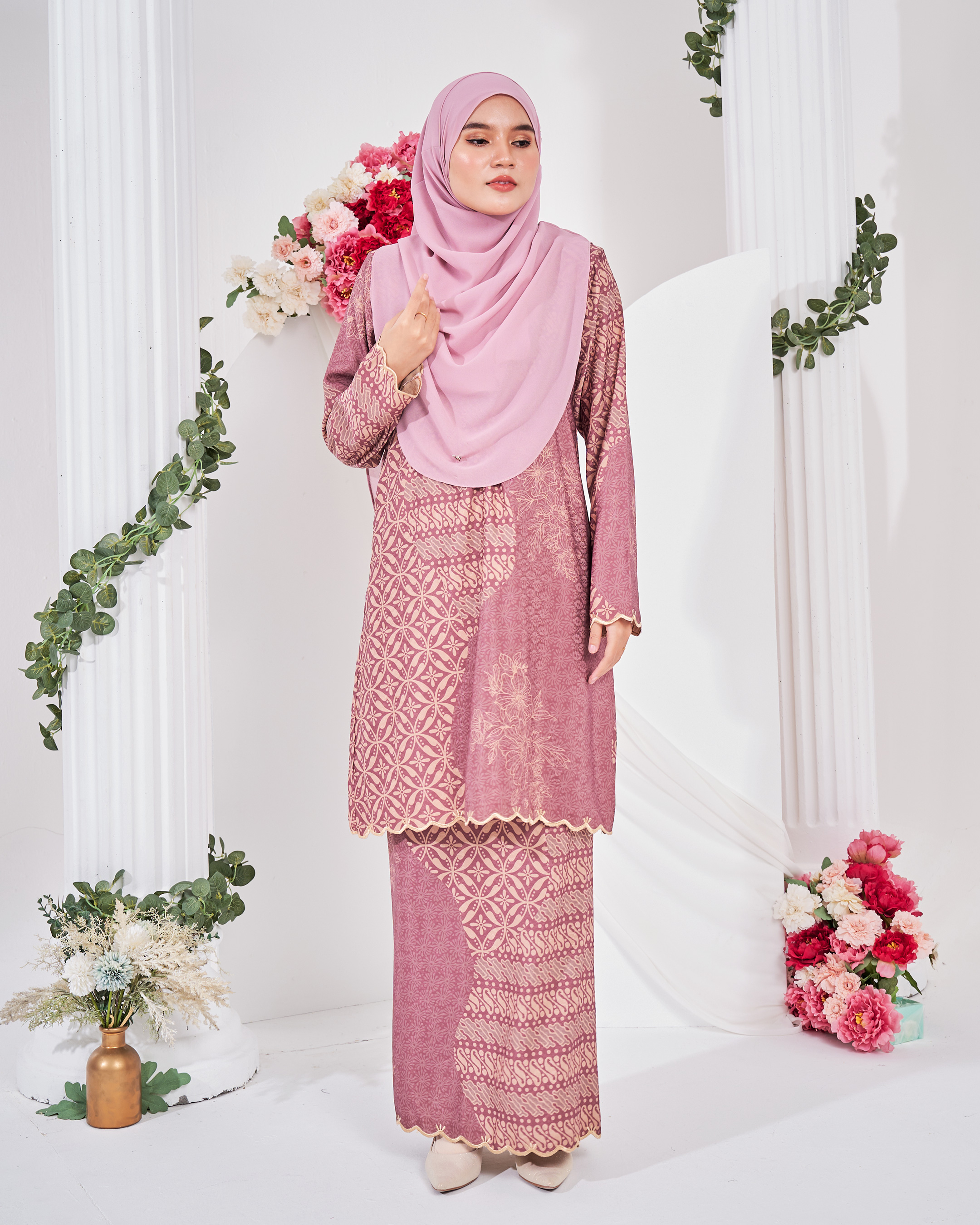 Baju Kurung Moden Batik Puteri Lana Laluna X MCC
