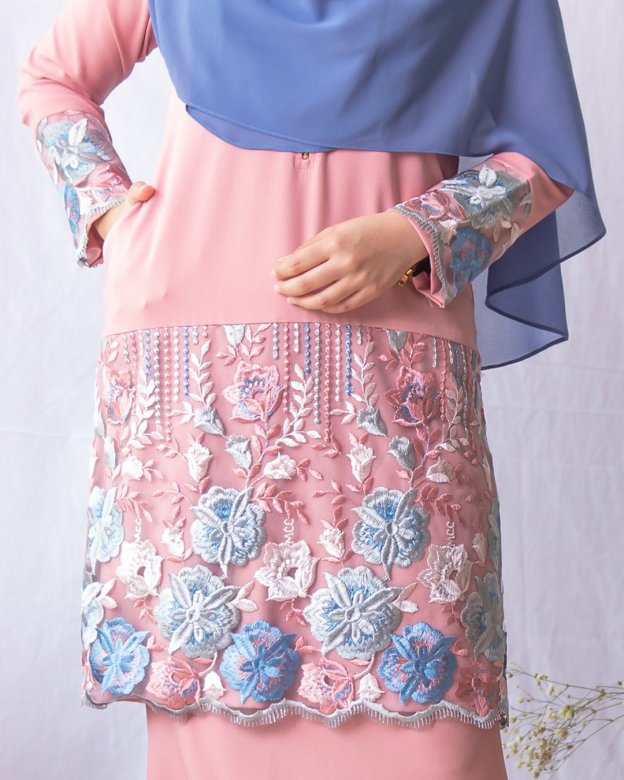 Baju Kurung Moden Lace Adira - Guava Pink