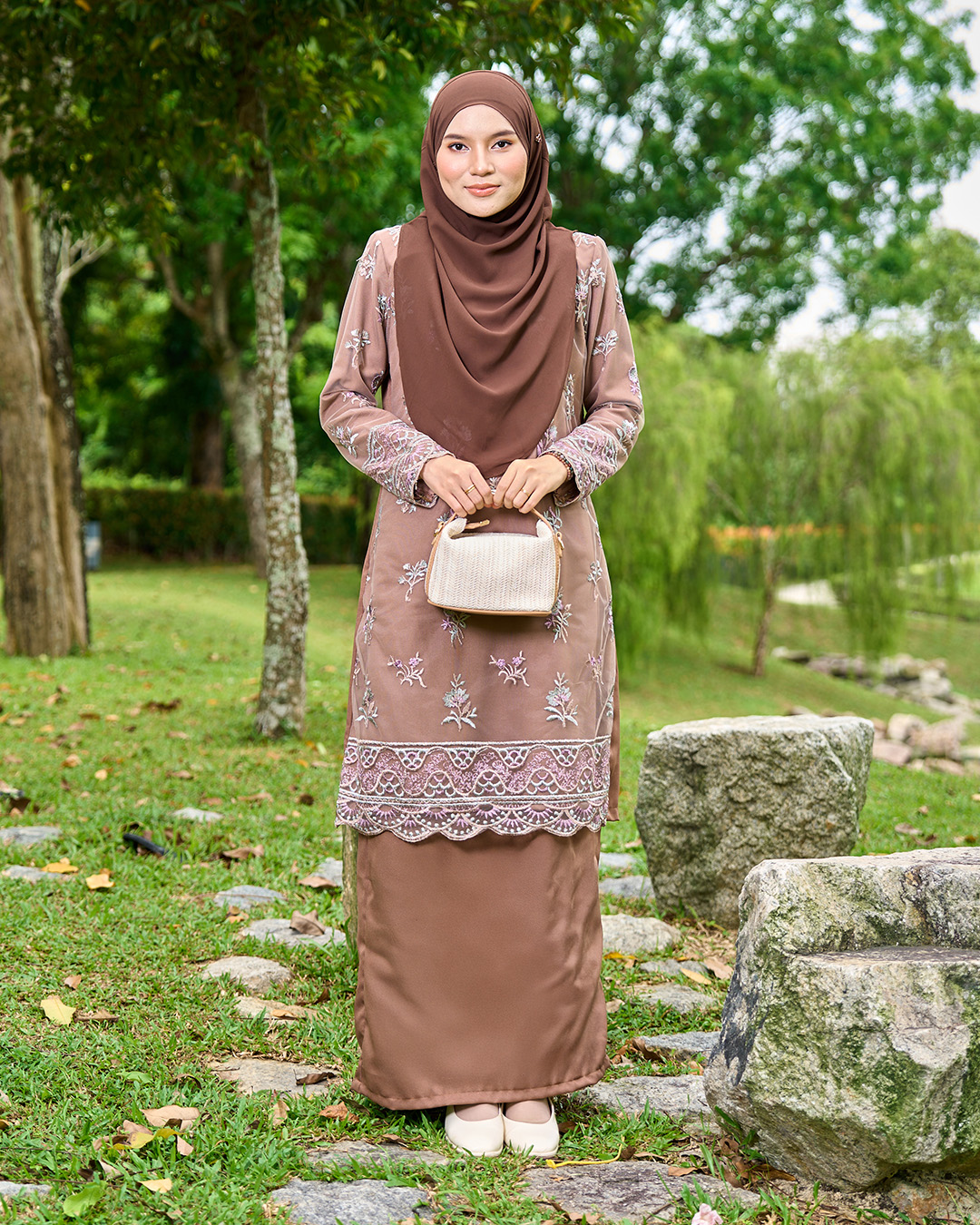 Baju Kurung Embroidery Lace Mahika