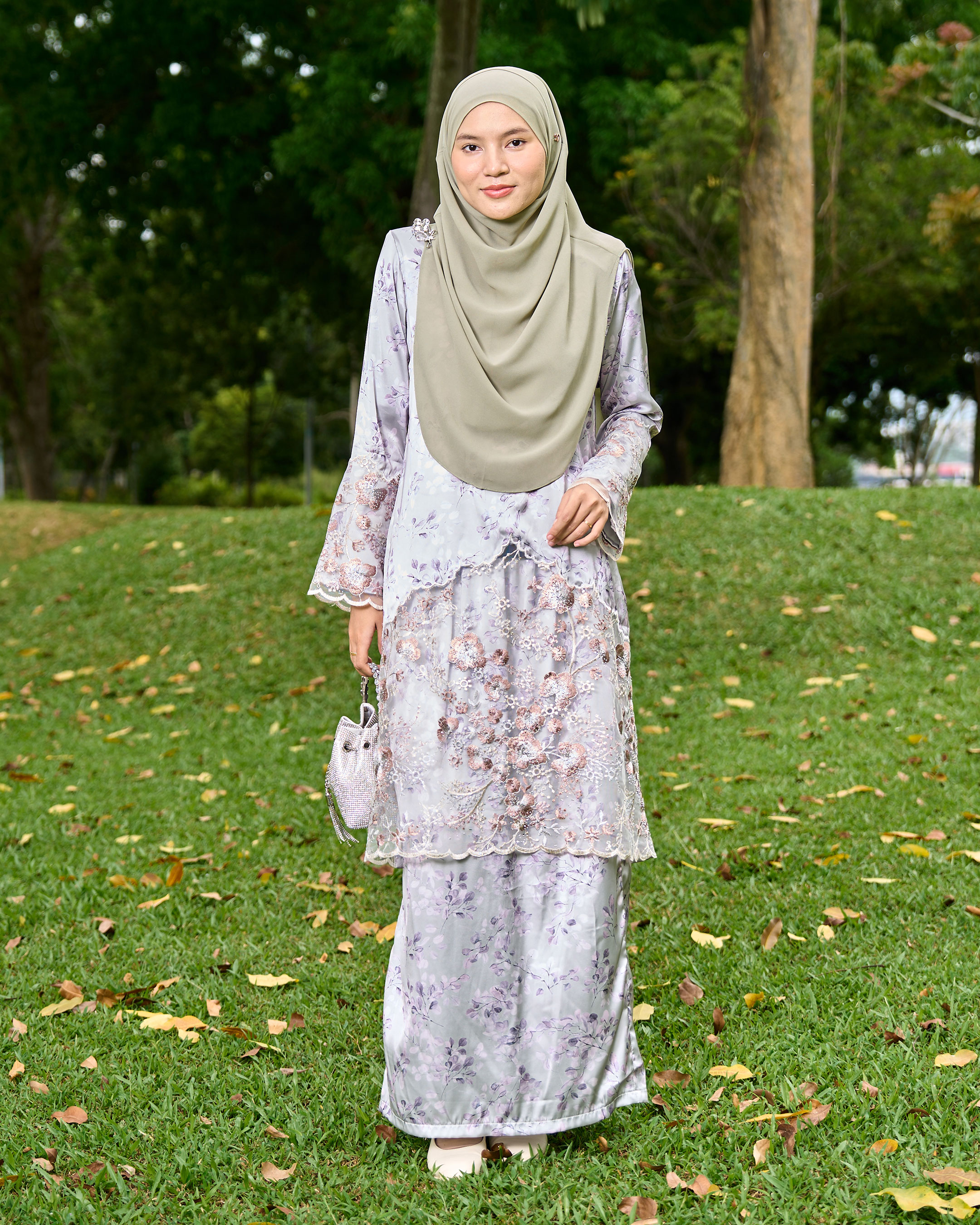 Baju Kurung Moden Sulam Lace Maryam - Malika