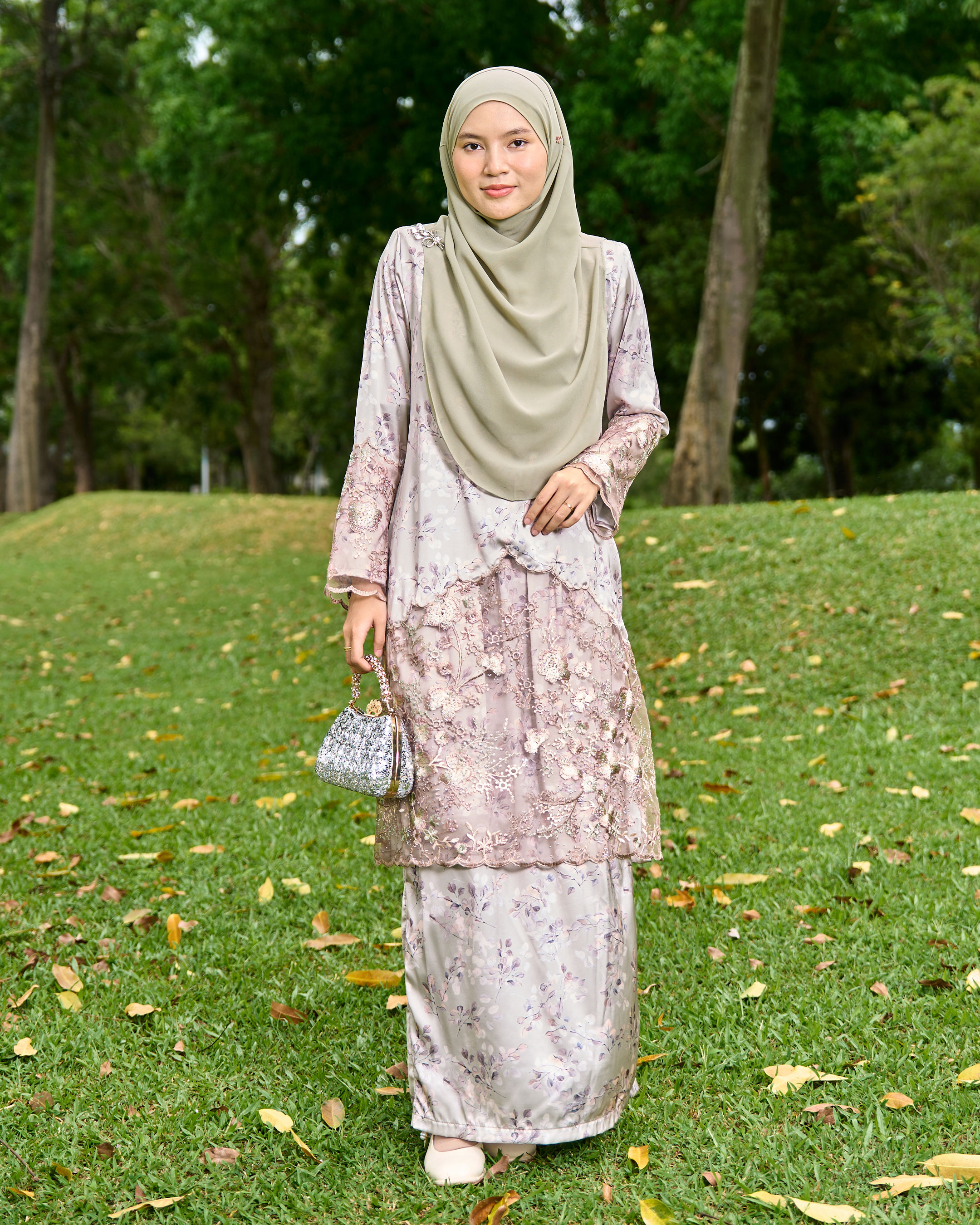 Baju Kurung Moden Sulam Lace Maryam - Malika