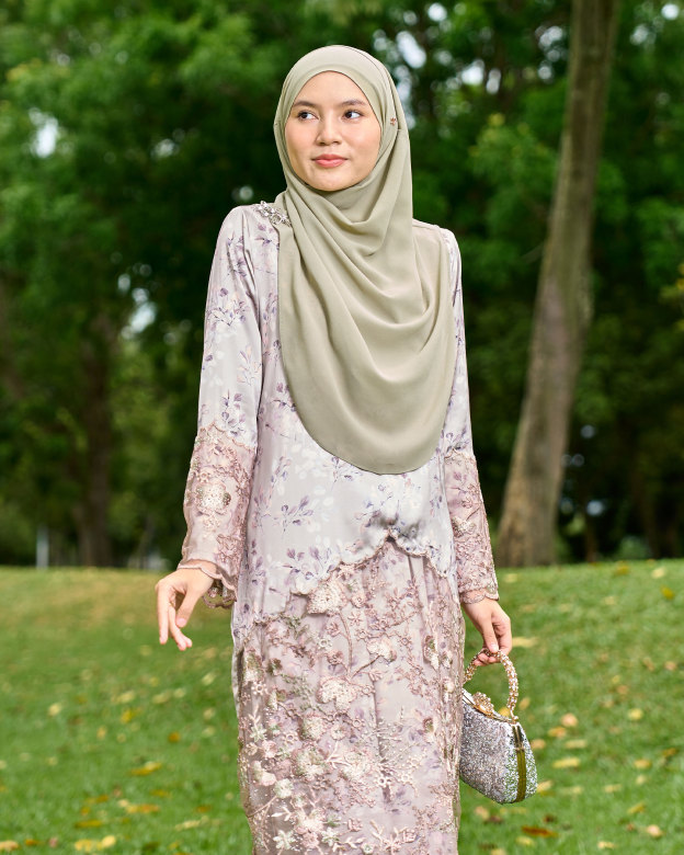 Baju Kurung Moden Sulam Lace Maryam - Malika