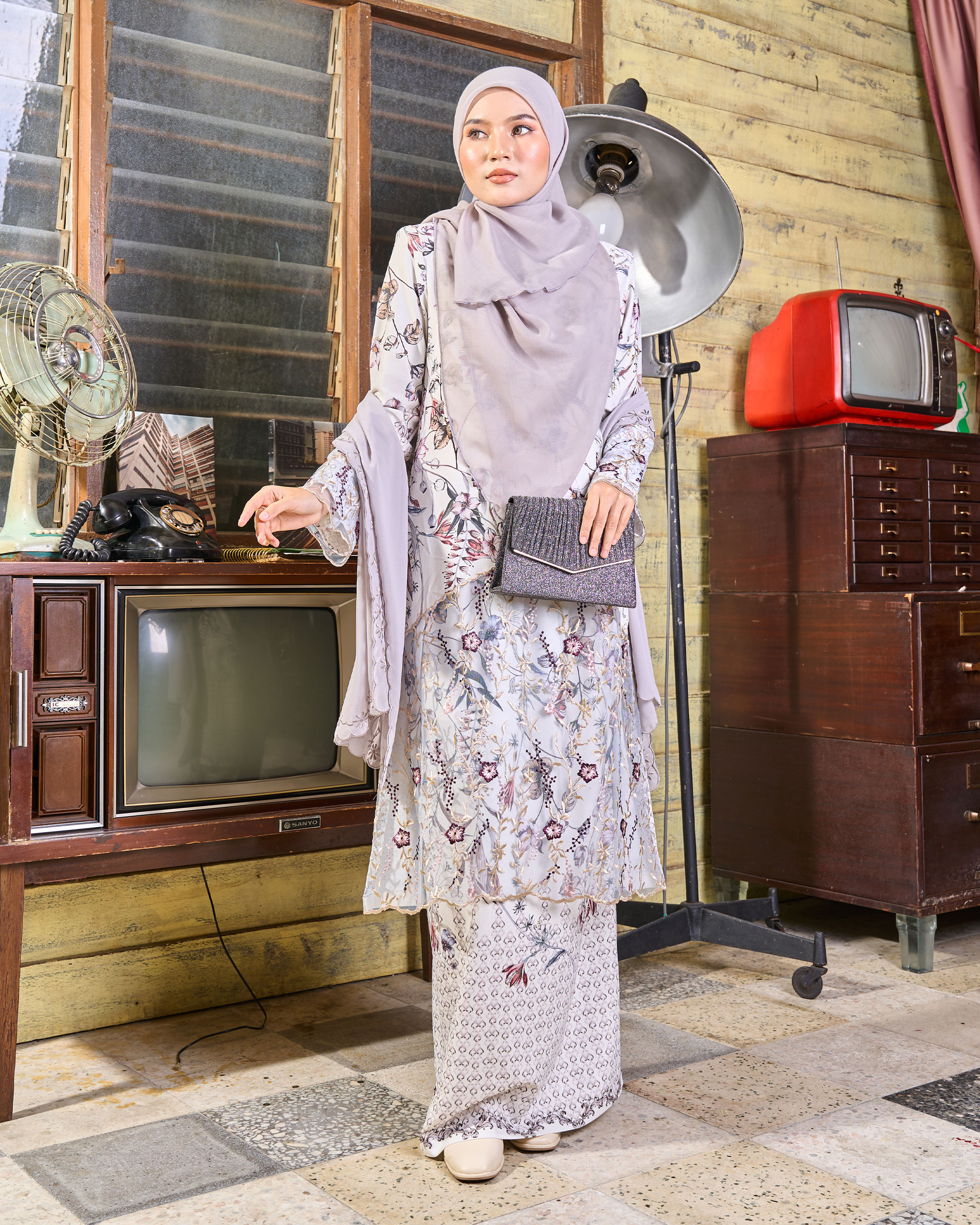 Baju Kurung Moden Sulam Lace Maryam - Dewi