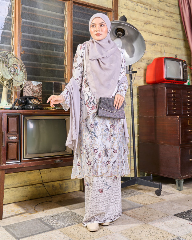 Baju Kurung Moden Sulam Lace Maryam - Dewi