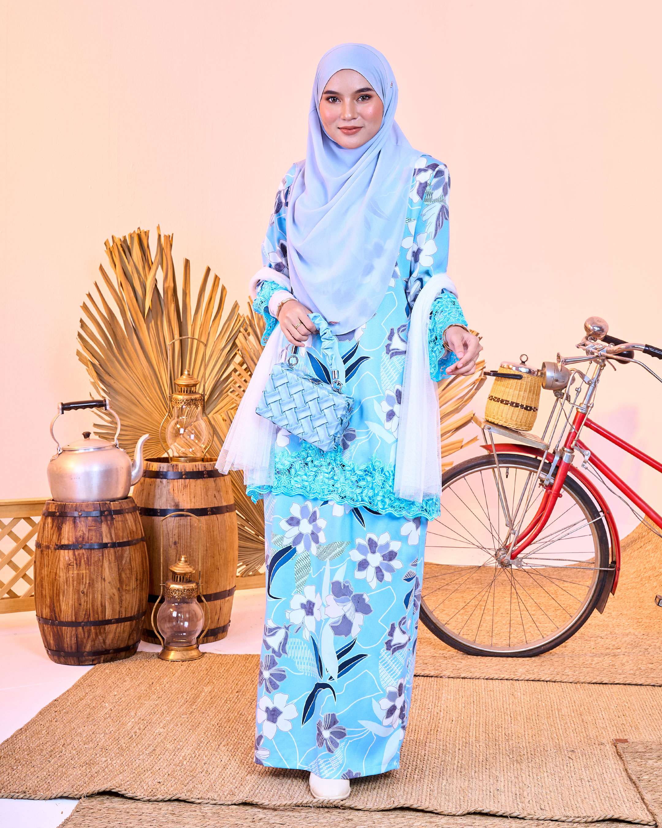 Baju Kurung Moden Sulam Piccadilly