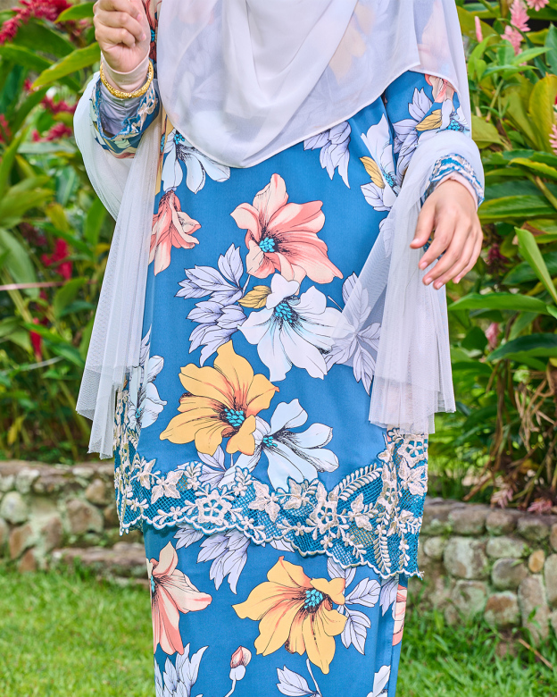 KURUNG SULAM MODEN VELANNIE