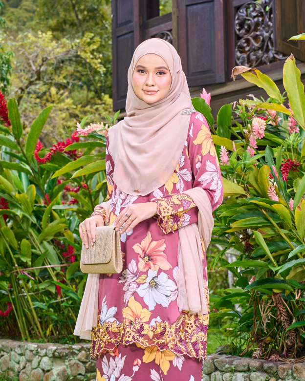 KURUNG SULAM MODEN VELANNIE