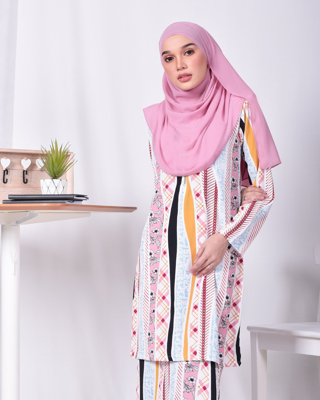 Baju Kurung Moden Tika - Pink