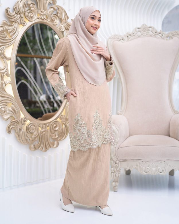 Baju Kurung Moden Lace Hayley - Champagne Nude