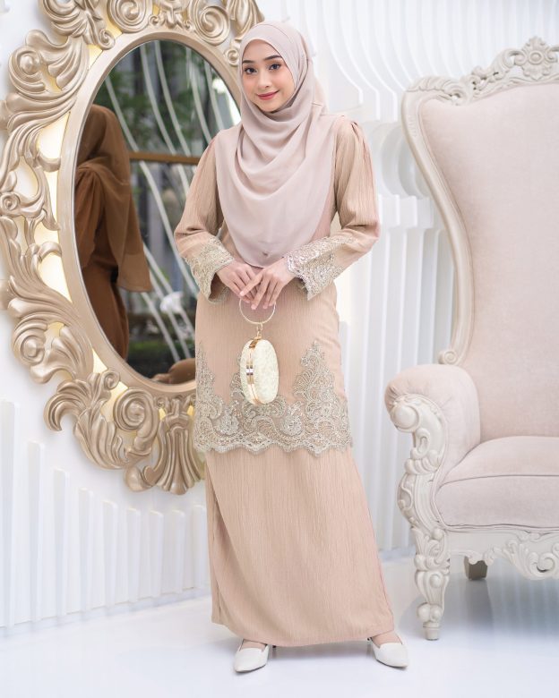 Baju Kurung Moden Lace Hayley - Champagne Nude