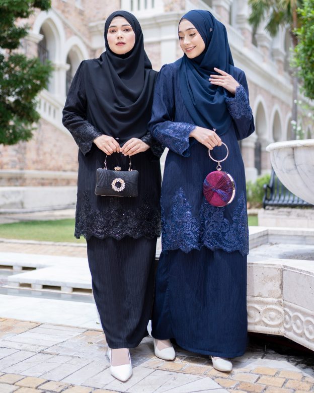 Baju Kurung Moden Lace Hayley - Navy Blue